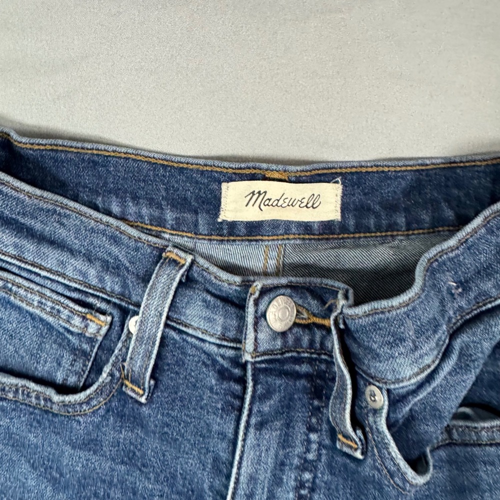 Madewell The Momjean‎ High Rise Jeans Women's 24 Distressed Medium Wash Denim - Picture 4 of 12